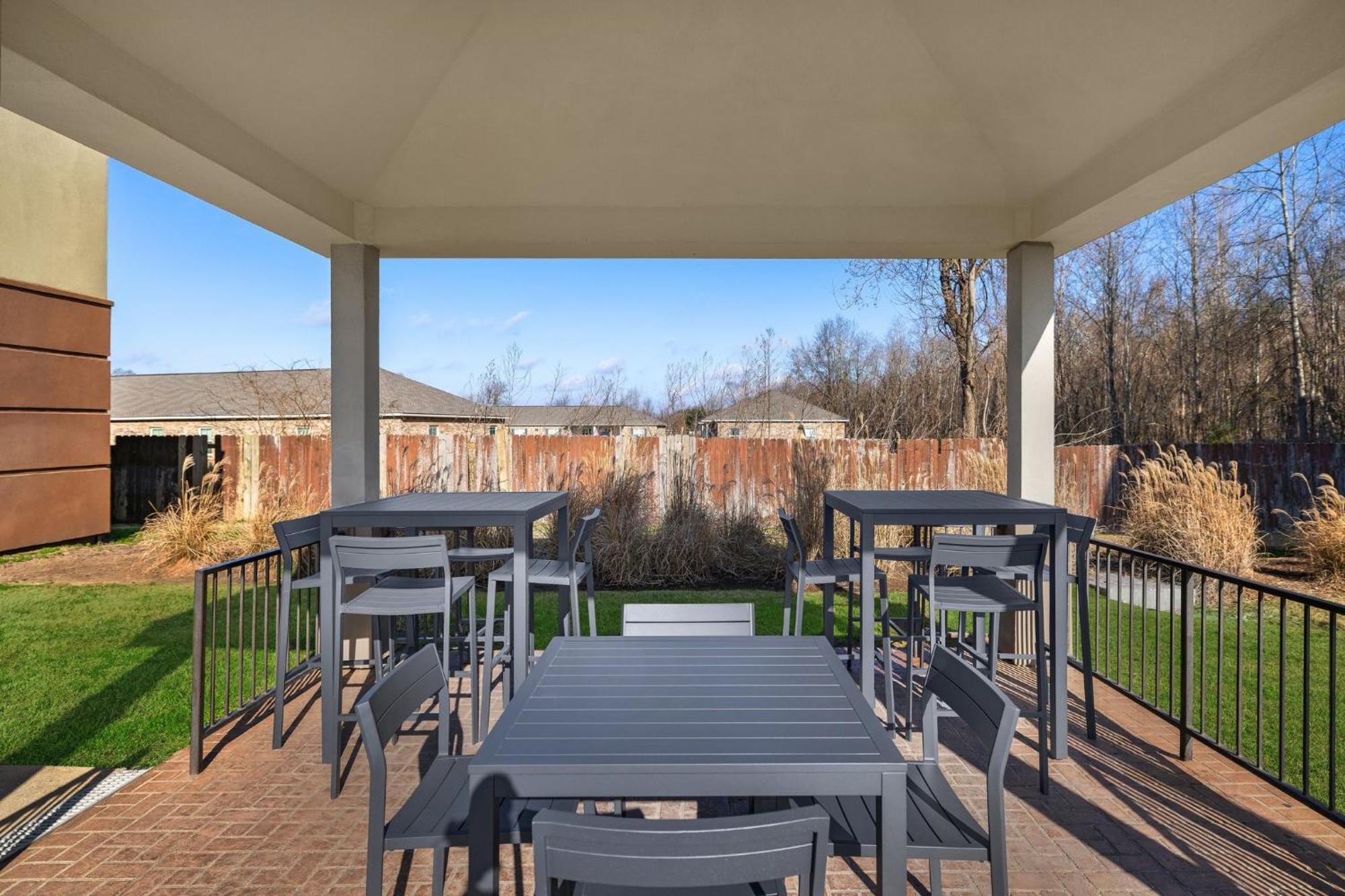 Candlewood Suites Alexandria By Ihg Экстерьер фото
